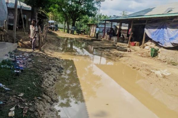 নিউজ হেড লাইন: বাঘাইছড়িতে পাহাড়িদের ক্ষতিপূরণ দাবি চাওয়ায় বন্ধ রোডের কাজ  <br> <br>বাঘাইছড়ি উপজেলার অন্তর্গত বাঘাইছড়ি উপজেলার পশ্চিম মুসলিম ব্লক ০২ নং পৌর  ওয়ার্ড এবং ০৯ নং ইউপি সংযোগ..