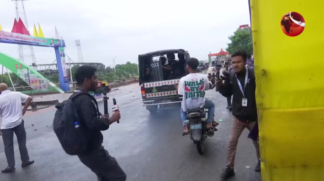 ⁣হাসনাত-সারজিসের গাড়িতে হা ম লা!
