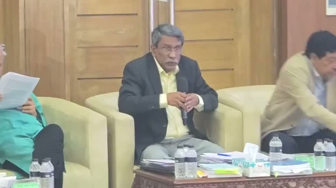 ⁣ঐকমত্য কমিশনের বৈঠকের শুরুতে কথা বলছেন
