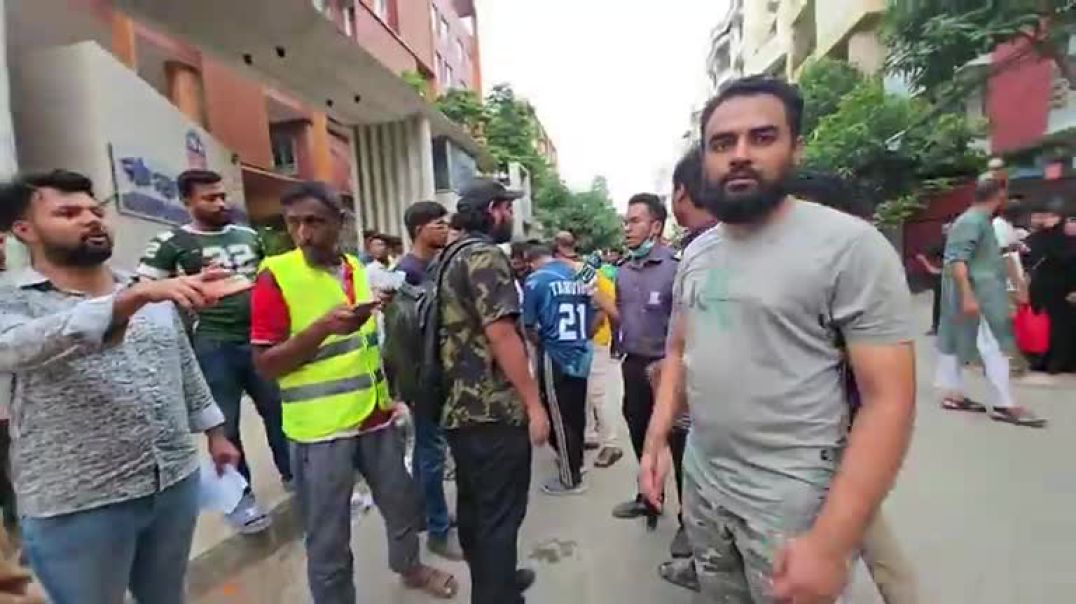 ⁣শহিদ মনসুর আলি মেডিক্যালে ভর্তি ৬ জন, রক্ত দিতে দীর্ঘ লাইন
