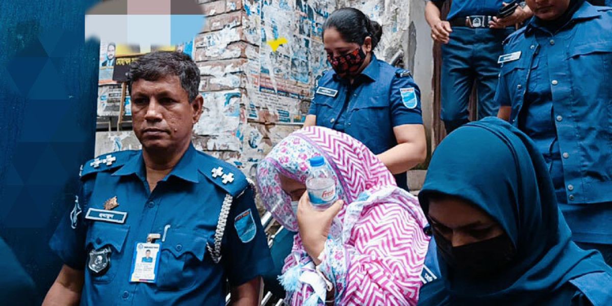 ‘ফাইট্টা যায়, বুকটা ফাইট্টা যায়’ , আদালত প্রাঙ্গণে জনতার স্লোগান..