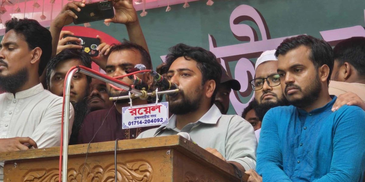 ৫ আগস্টের মধ্যে জুলাই সনদ আদায় করা হবে: নাহিদ ইসলাম
