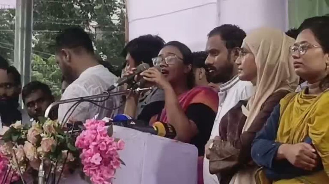 ⁣ঝড়- বৃষ্টি উপেক্ষা করে ময়মনসিংহে পথসভা করছেন এনসিপি।