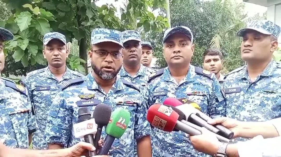 ⁣হুরায়রার কবরে বিমান বাহিনীর শ্রদ্ধাঞ্জলী। টাঙ্গাইল সখিপুর থেকে মো. আবু নাঈম
