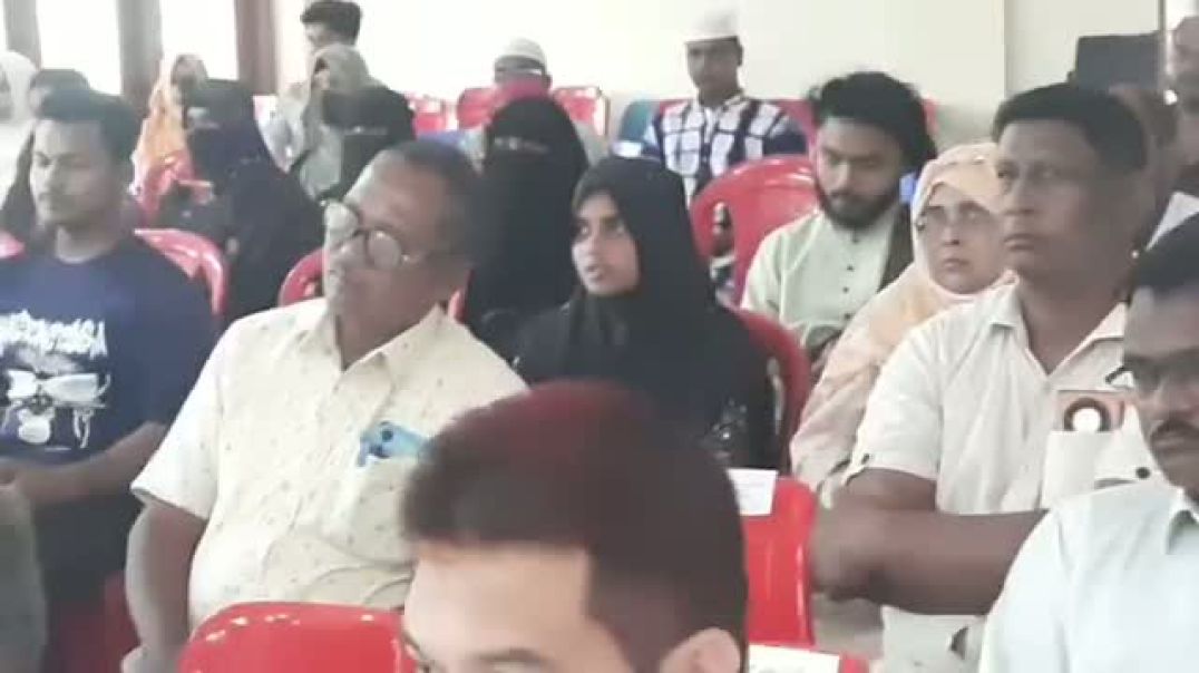 ⁣বোচাগঞ্জে ২০২২-২৩ শিক্ষাবর্ষের ২৮জন মেধাবী শিক্ষার্থীদের মাঝে পুরস্কার বিতরণ