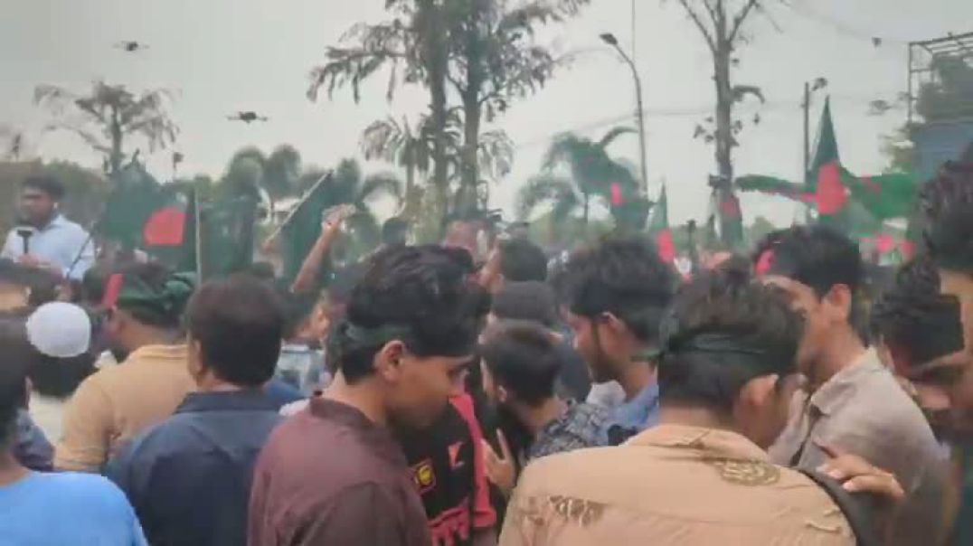 ⁣শেখ হাসিনা দেশ ত্যাগের পর ছাত্র জনতার উল্লাস