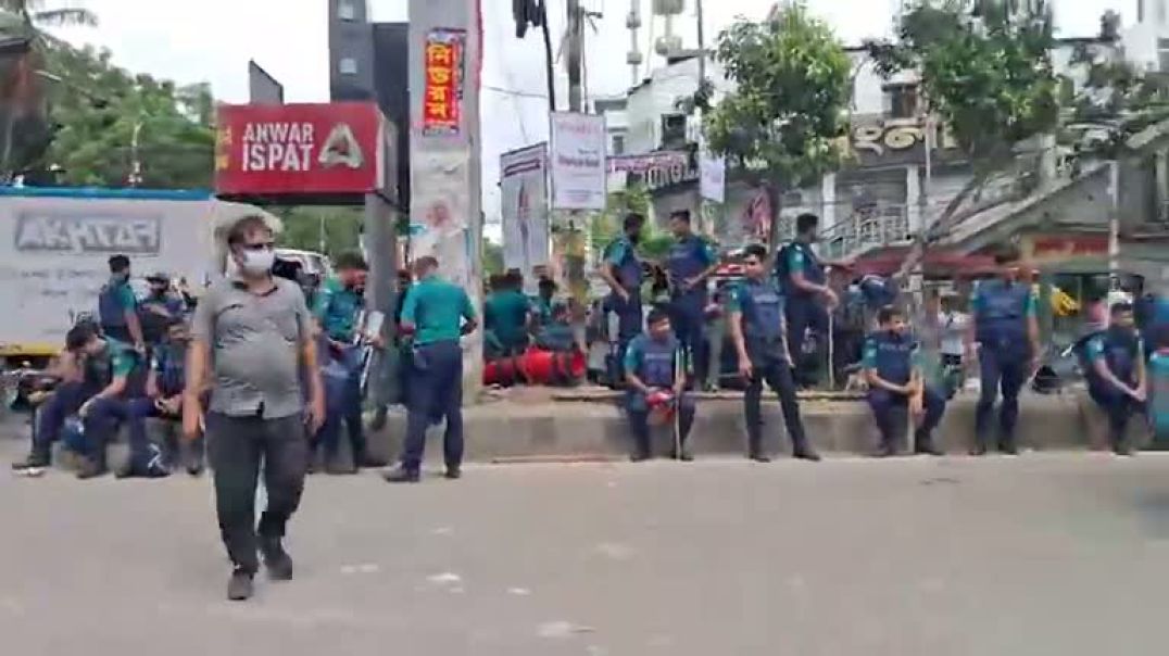 ⁣দফায় দফায় সংঘর্ষে জড়ালো ঢাকা ও সিটি কলেজ শিক্ষার্থীরা