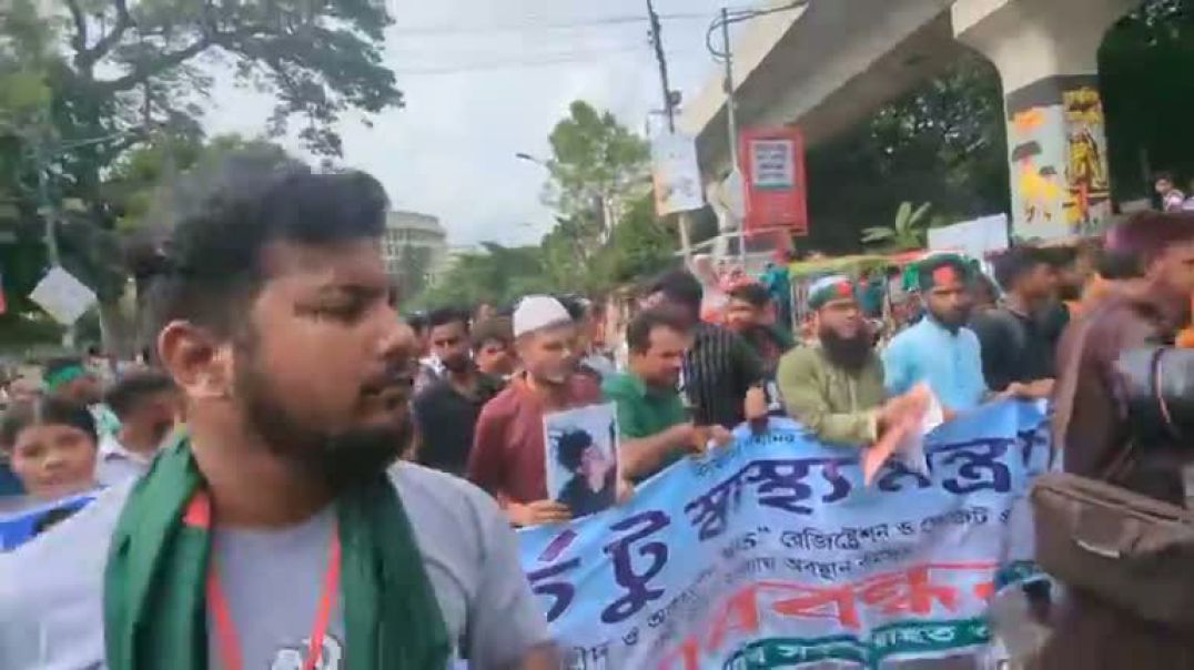 ⁣লং মার্চ টু সচিবালয়,পুলিশের মুখোমুখি জুলাই আ'হ'ত যো'দ্ধা'রা