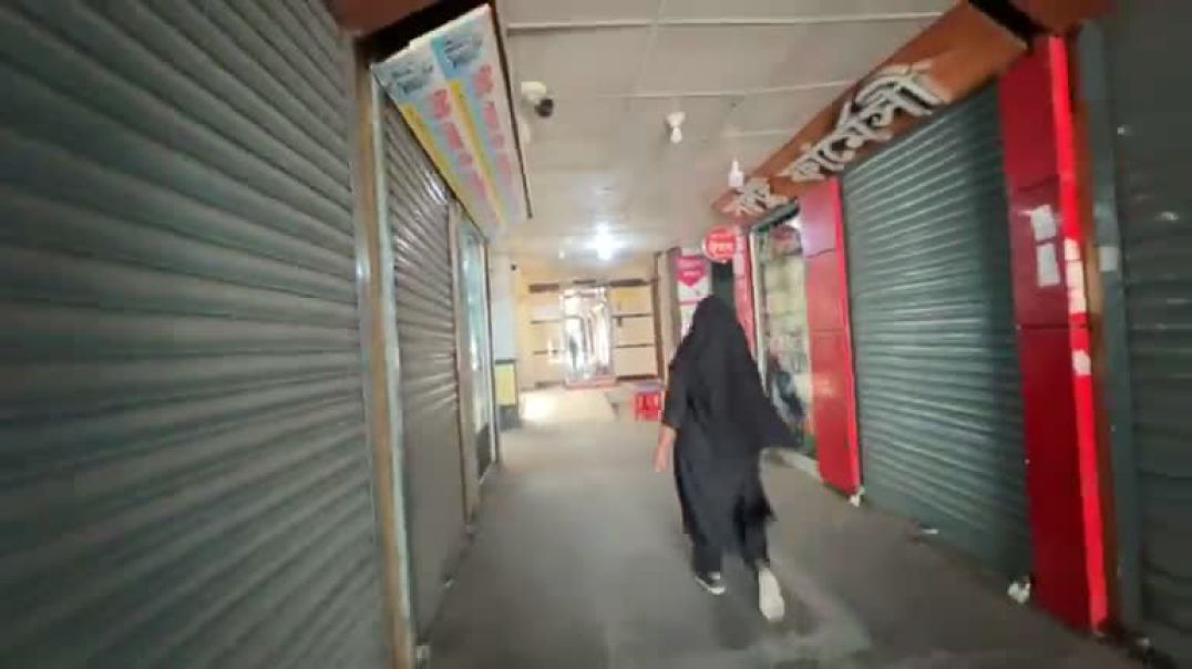 ⁣অভিযান দেখে ফার্মেসি ফেলে পালাল ব্যবসায়ী...