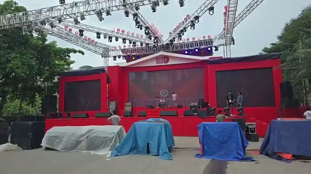⁣৩৬ জুলাই উদযাপনের জন্য প্রস্তুত মানিক মিয়া এভিনিউ