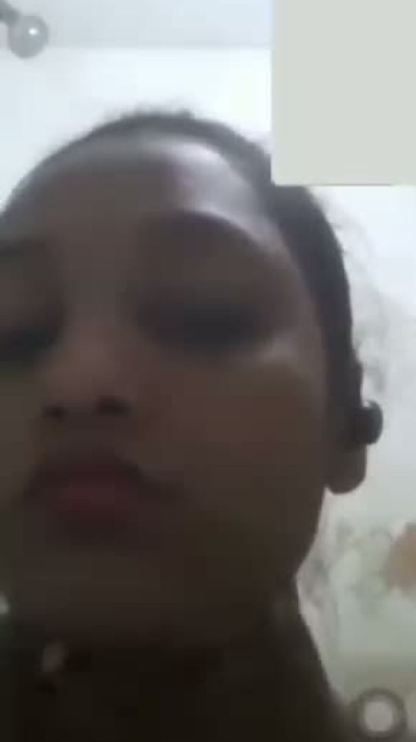 নিষিদ্ধ ছাএলীগ কর্মীর দেহ ব্যবসা