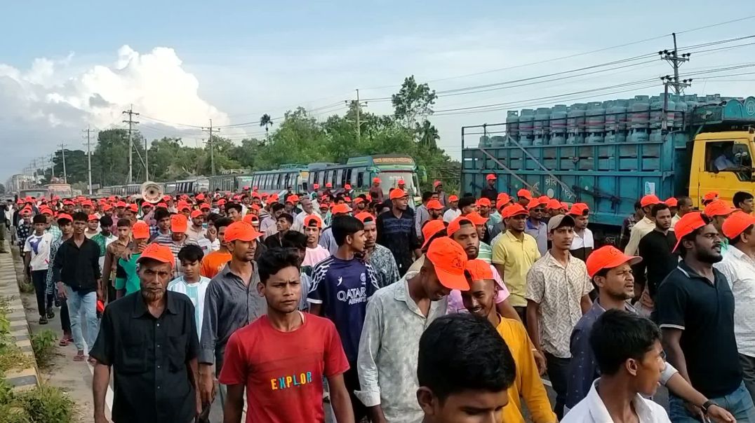 আনোয়ারায় স্বেচ্ছাসেবক দলের প্রতিষ্ঠাবার্ষিকীতে বর্ণাঢ্য শোভাযাত্রা
