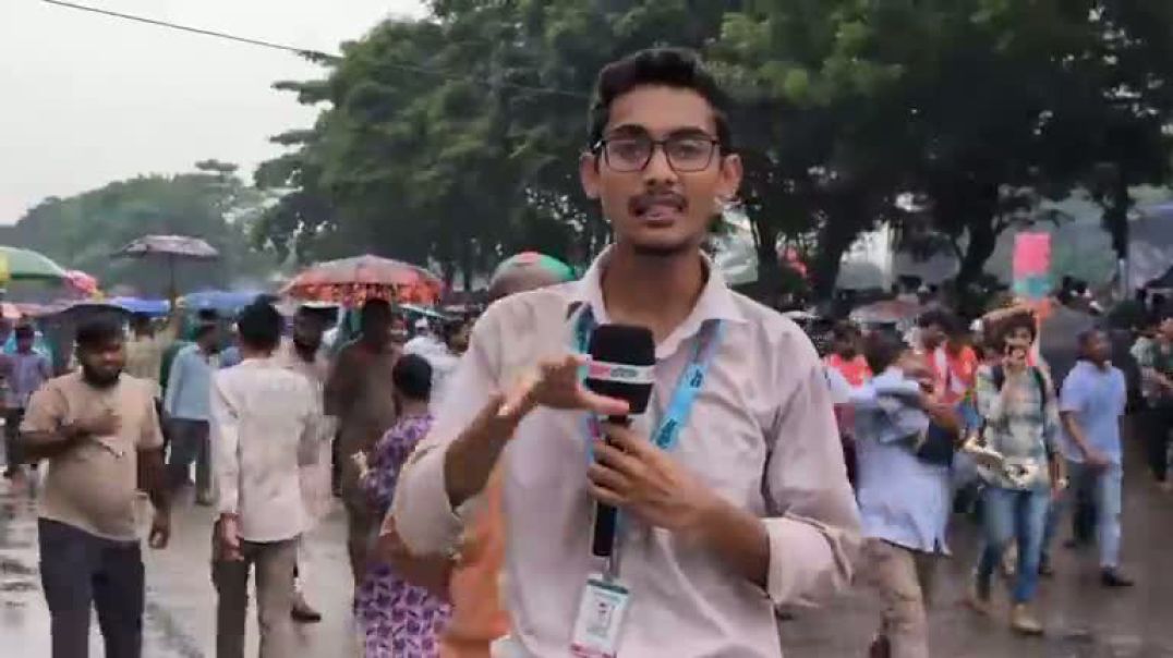 ⁣জুলাই ঘোষণাপত্র শুনতে মানিক মিয়াতে মানুষের ঢল