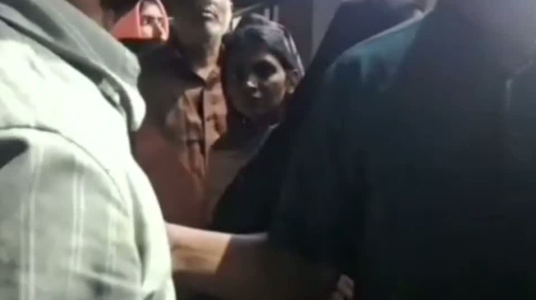⁣অপরাধ : সাংবাদিকতা শাস্তি  : ২০ মিনিট হাজতবাস